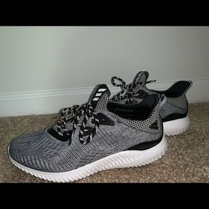 Adidas Alphabounce